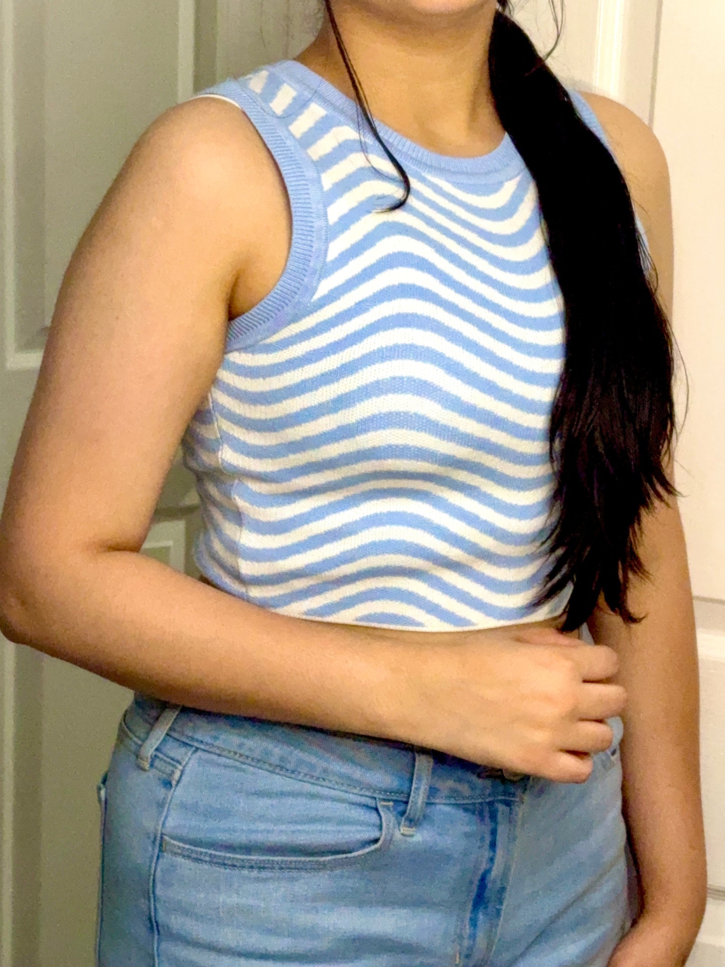 Wave Edge Sleeveless Top