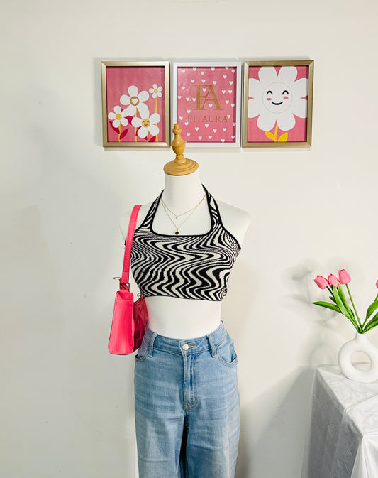 Wave Pattern Knit Halter Top