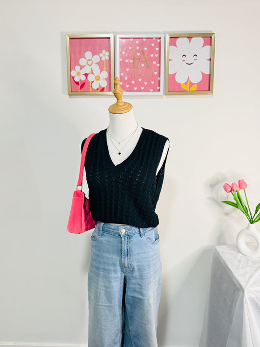 Black Sleeveless Knit V-Neck Top